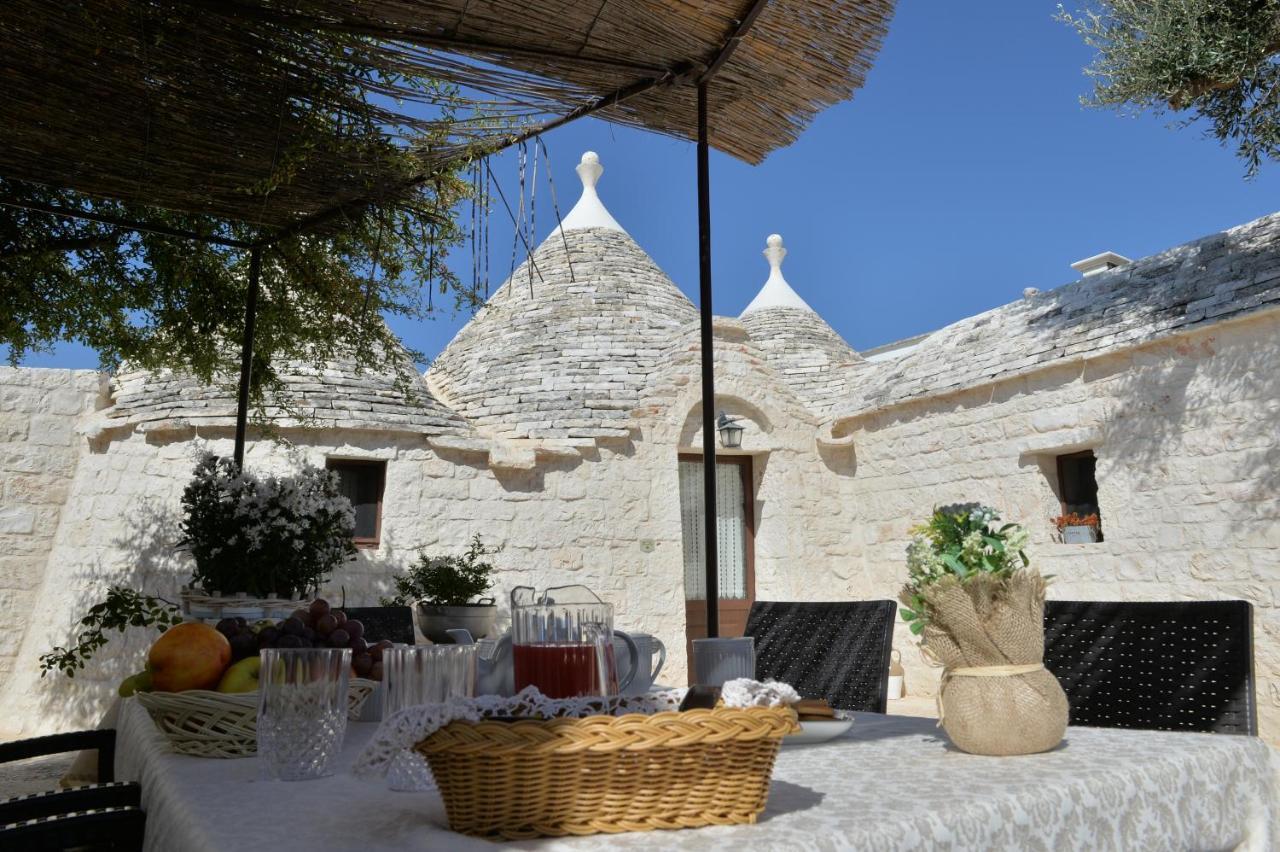 I Trulli Del Nonno Michele Alberobello Exterior foto